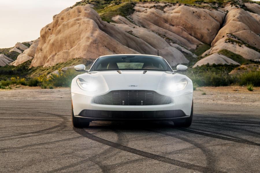  Aston Martin DB11 AMR 2019 года  (NA) (фото 15 из 40)